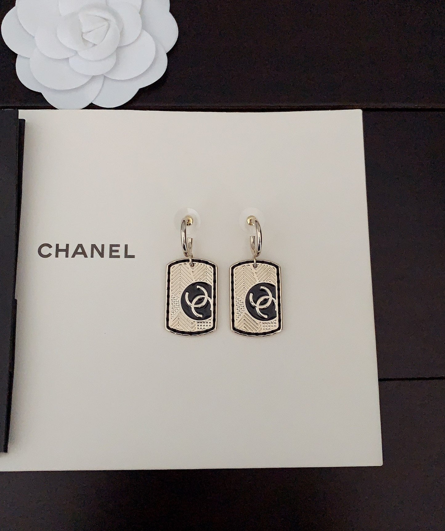 18K Chanel Plate Earrings