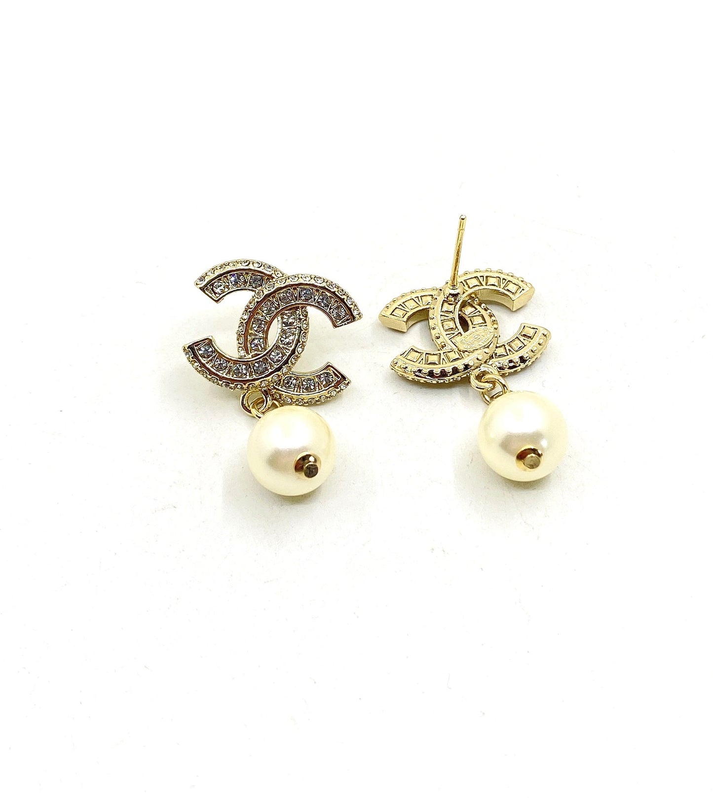 18K  Chanel Pearls Earrings