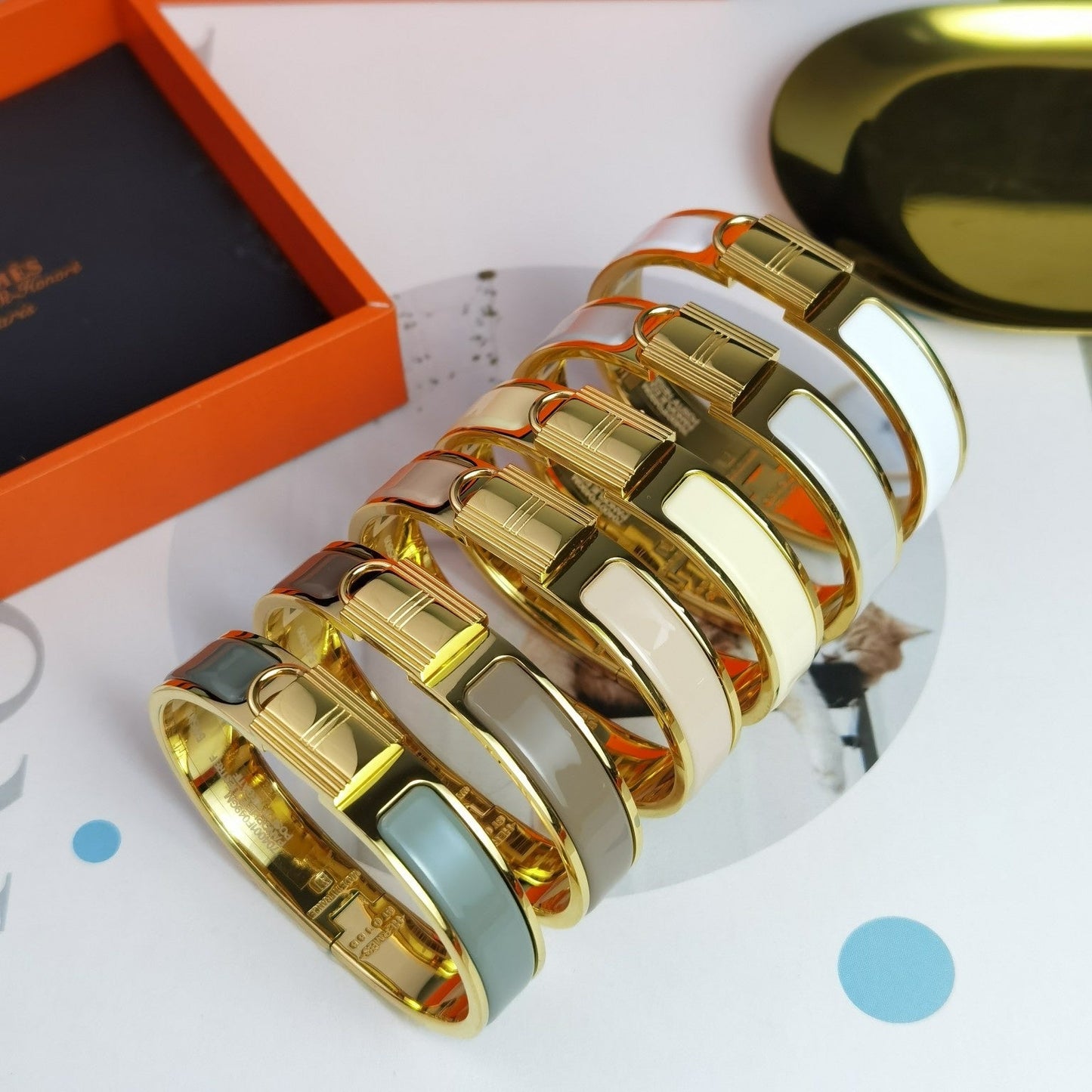 18K Clic Cadenas Light Brown Hermes Bracelet