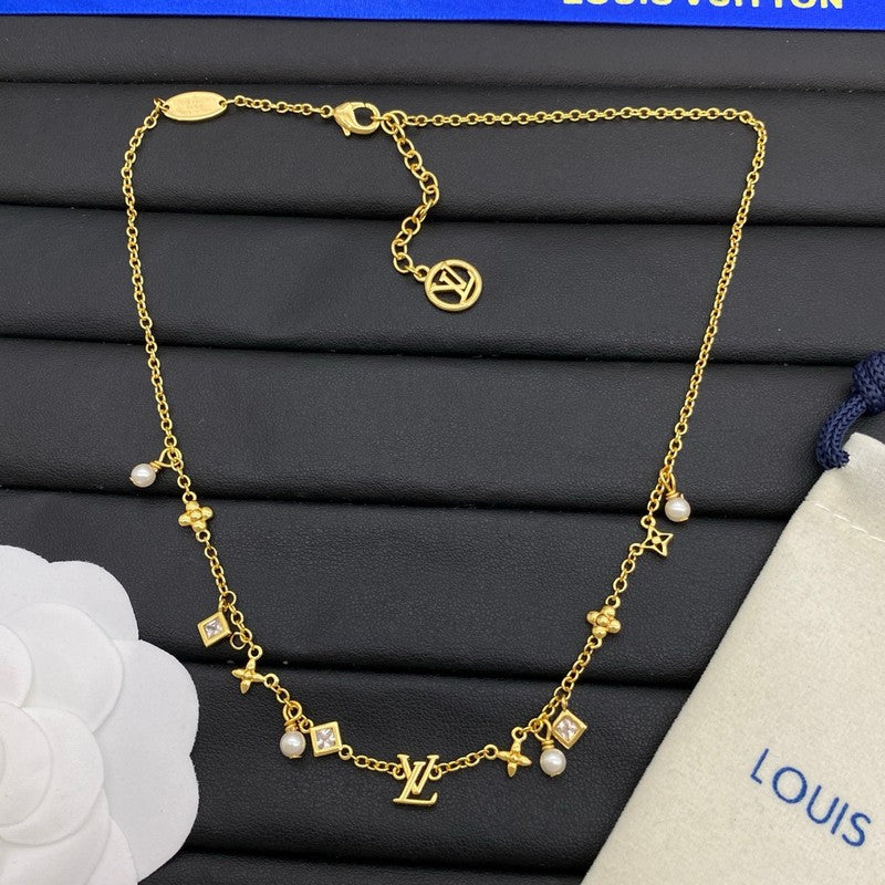 18K Louis Vuitton Pearl Gold Necklace