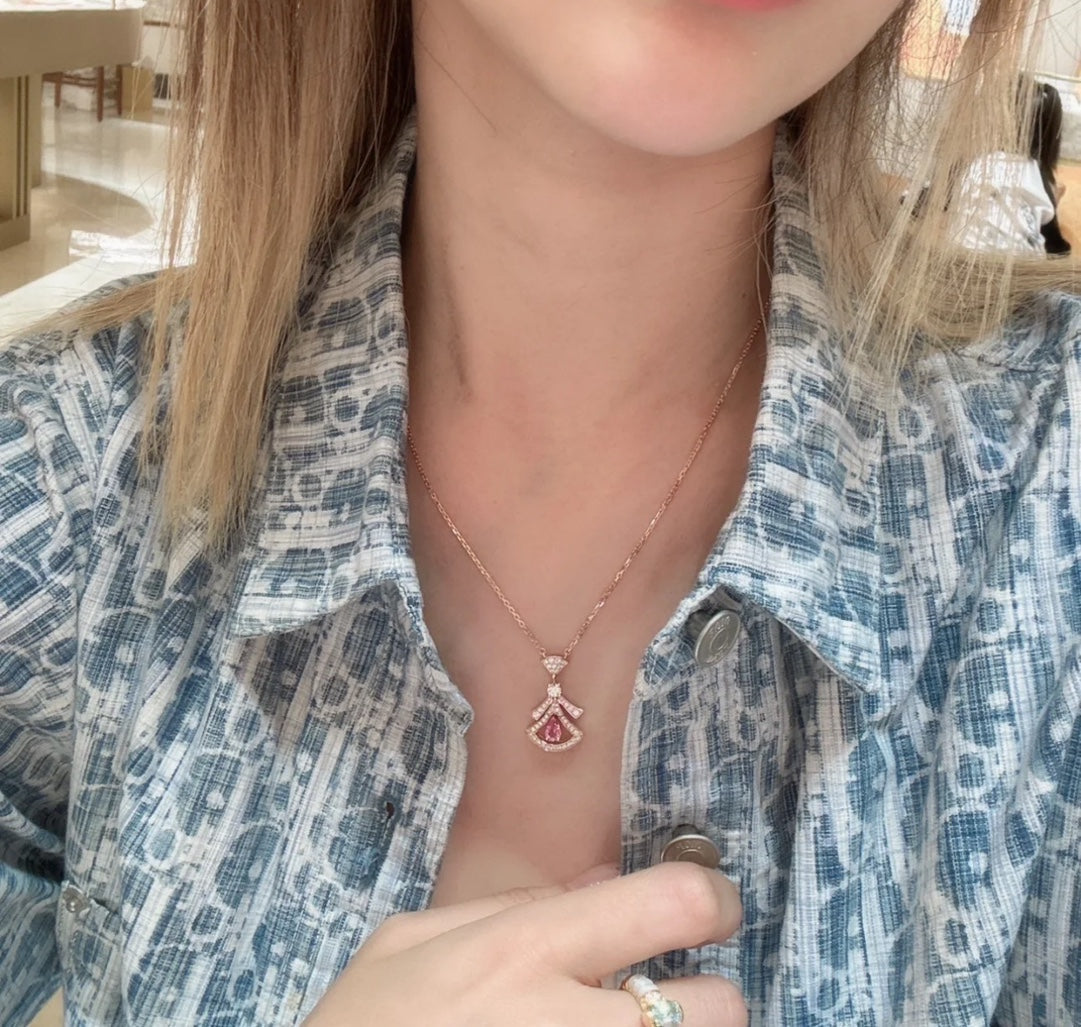 18K BVLGARI Dream Diamonds Necklace