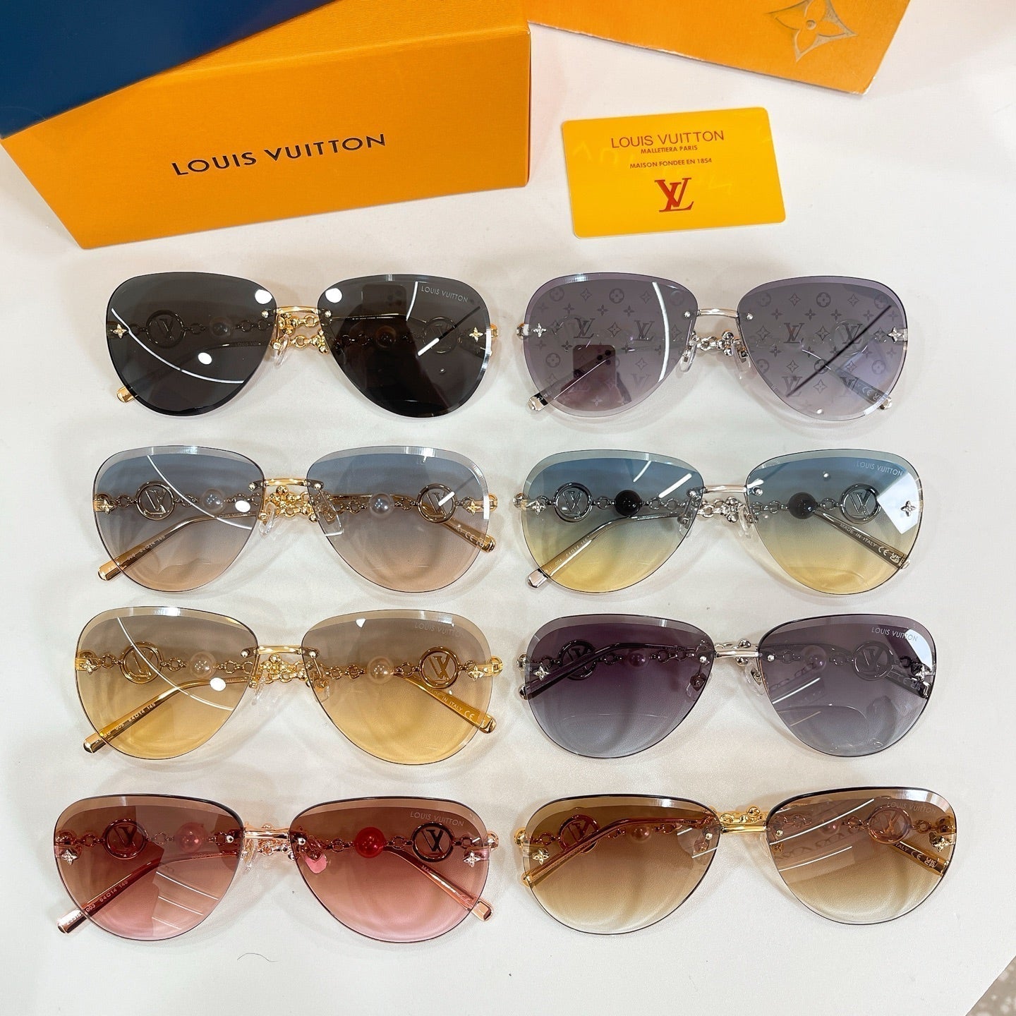 Louis Vuitton Z3318U Sunglasses